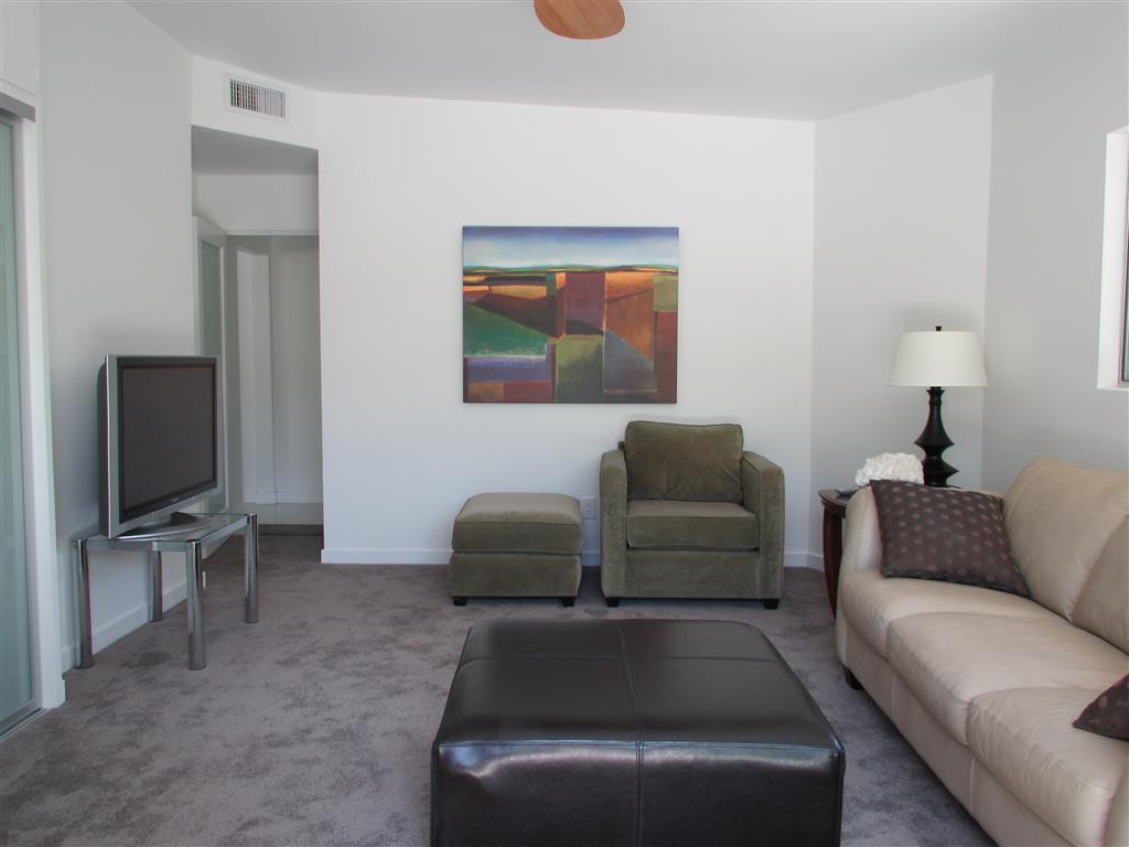 SL920 Back Bedroom